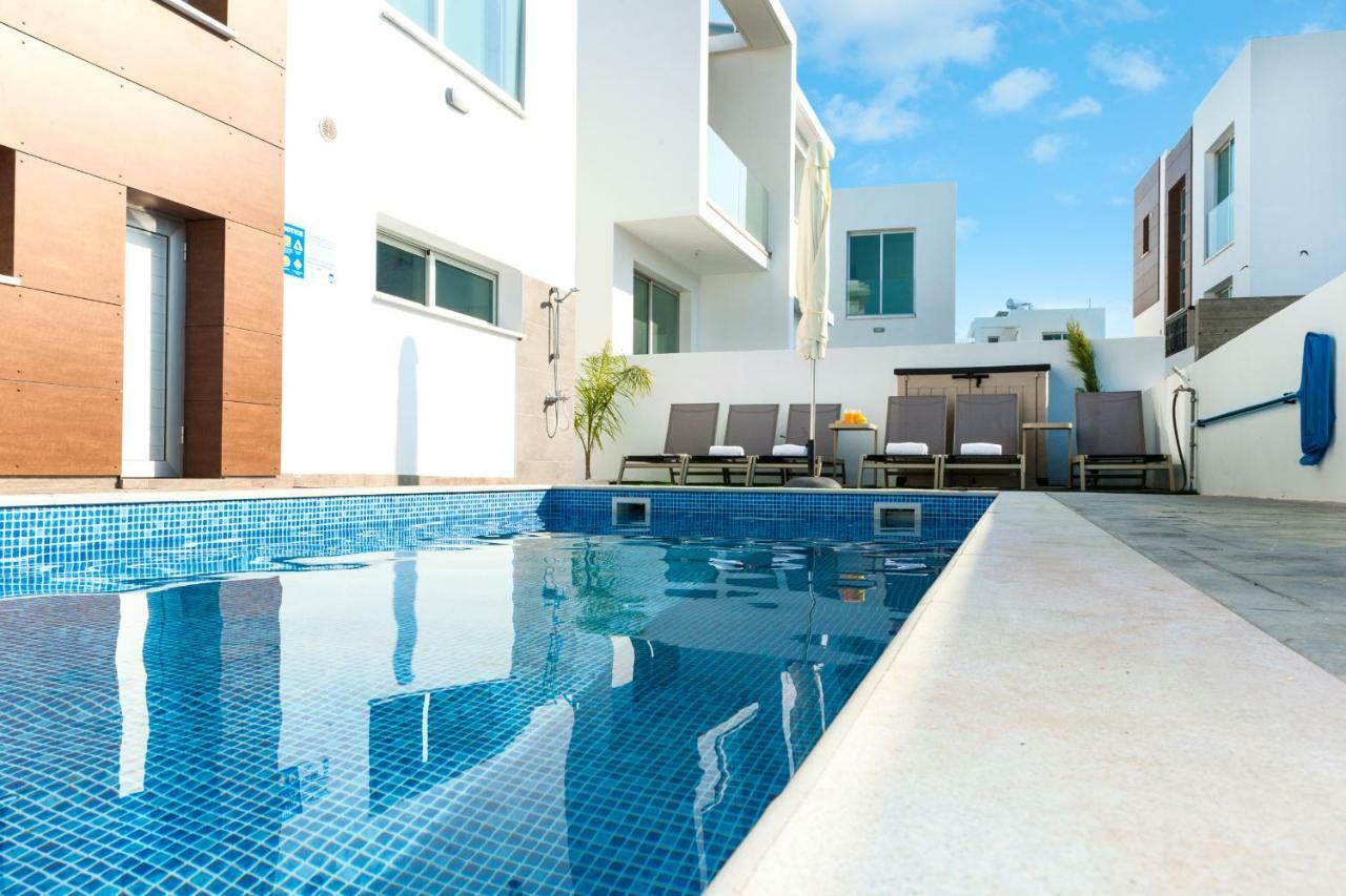 Villa Carmen Protaras Exterior photo
