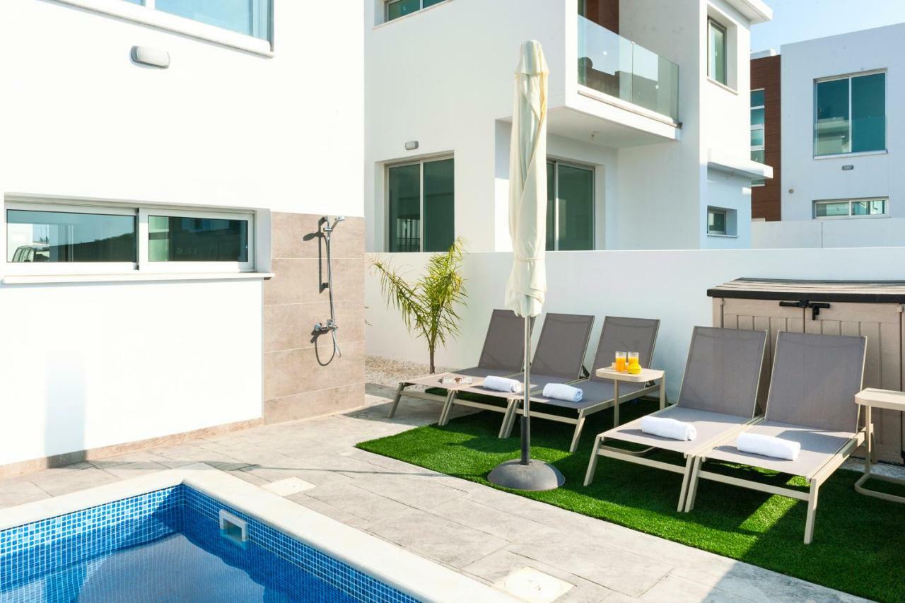 Villa Carmen Protaras Exterior photo
